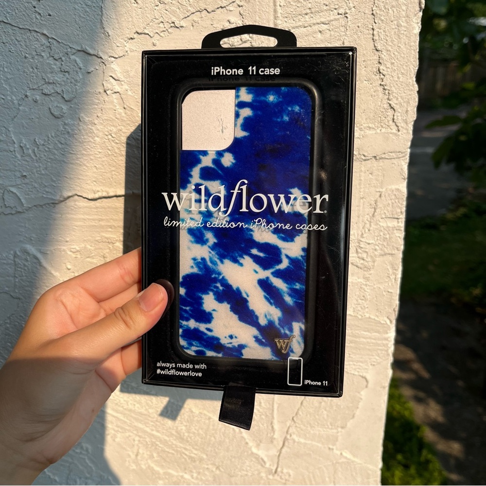 Wildflower Cases Blue Tie Dye iPhone 11!